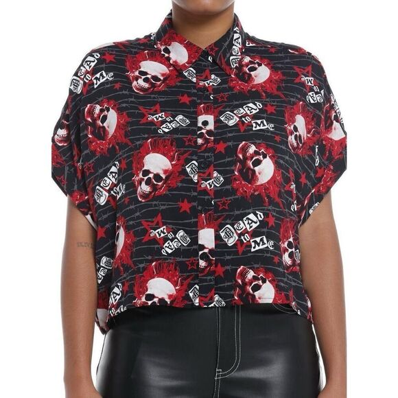 Hot Topic Tops - Social Collision Flaming Skulls Allover Print Girls Woven Button-Up (Med)